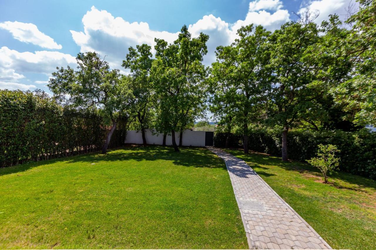 Mp Luxury With Swimming Pool Holiday home